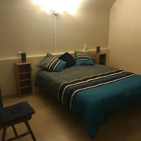 La 2 Apartment